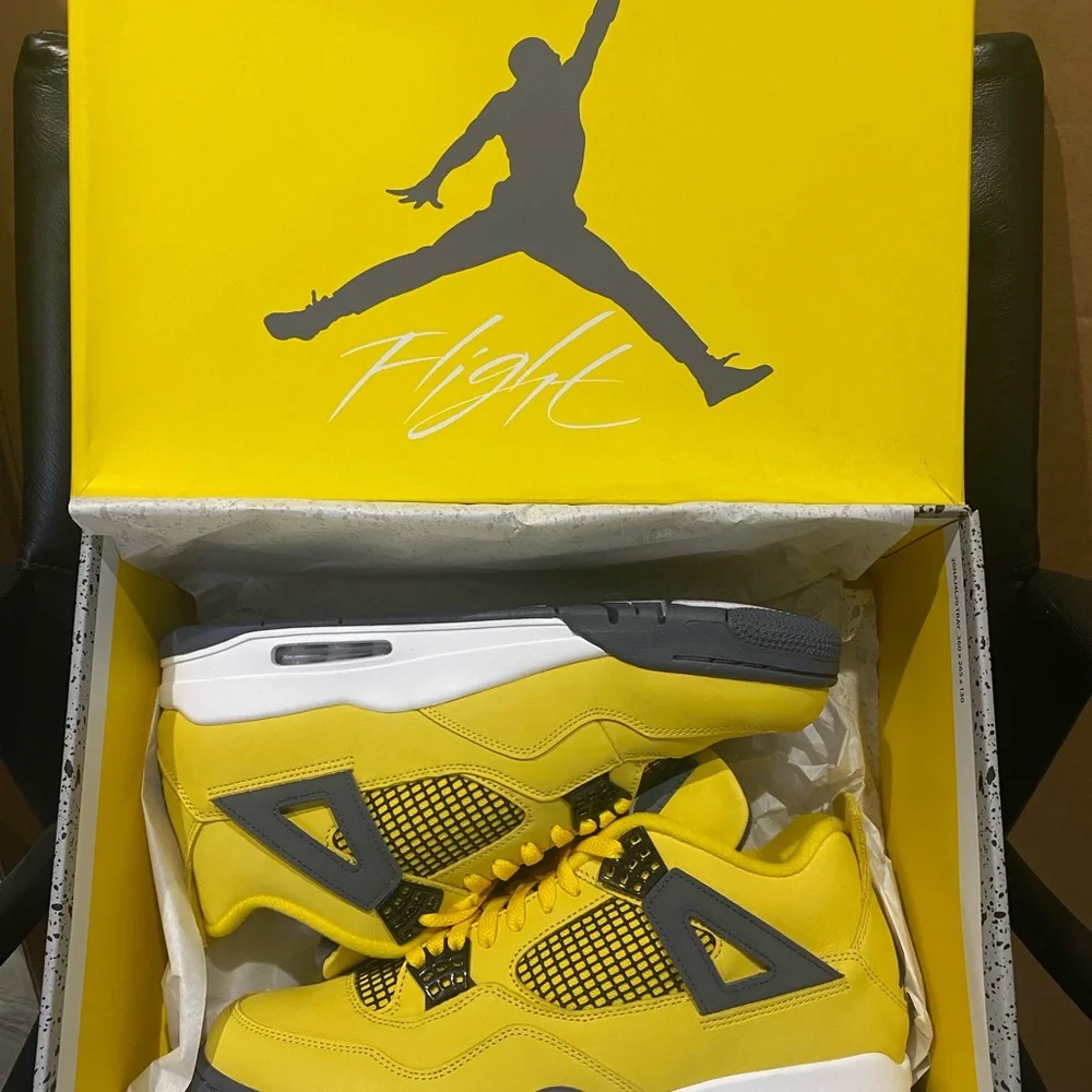 Jordan Yellow and Grey Men's Sneakers